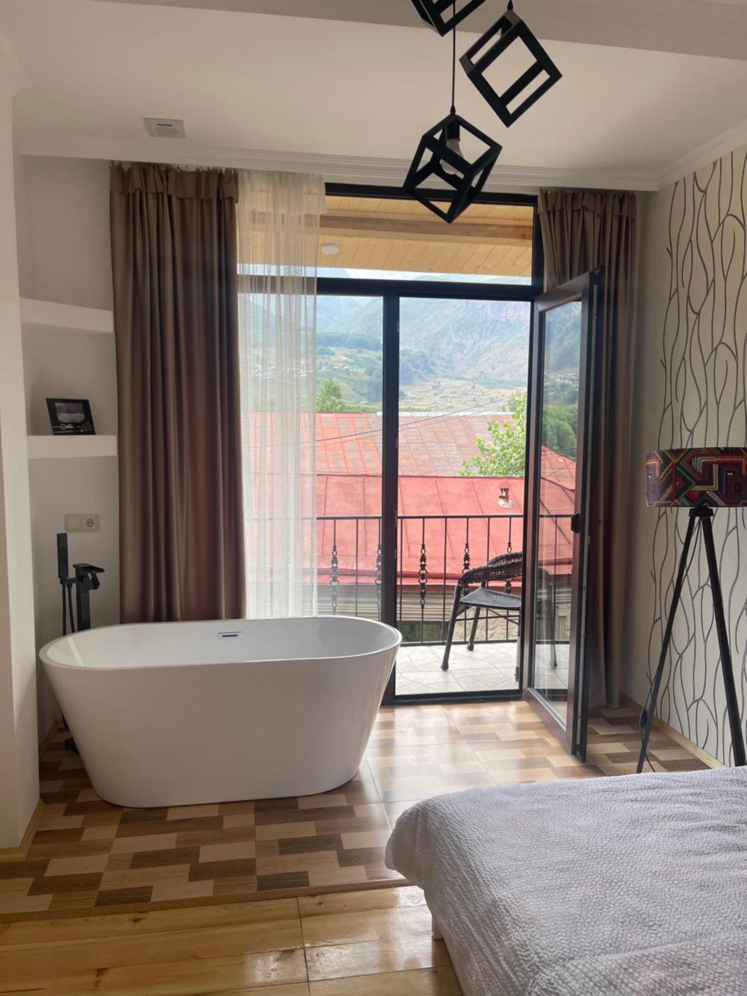 Sunny Guesthouse 卡兹贝吉 外观 照片