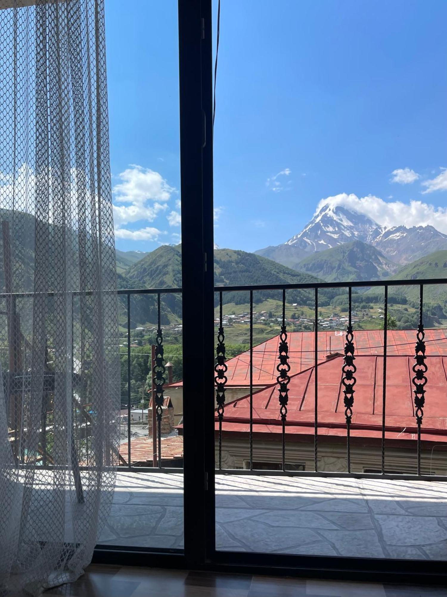 Sunny Guesthouse 卡兹贝吉 外观 照片