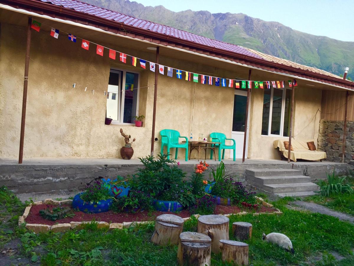Sunny Guesthouse 卡兹贝吉 外观 照片